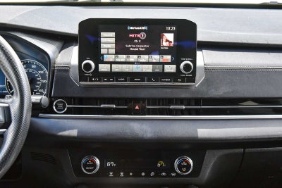 2024 Mitsubishi Outlander ES