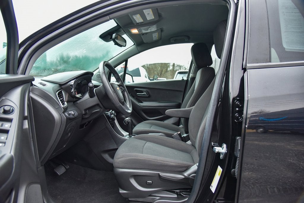 2022 Chevrolet Trax LS