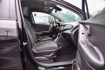 2022 Chevrolet Trax LS